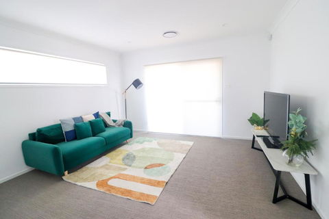 Surfers Paradise At Catherine Hill Bay - Accommodation Asia 3