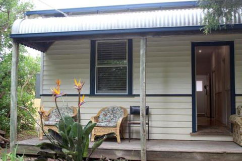 The Old Cottage At Cowes - Accommodation Asia 4