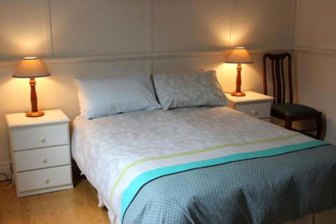 The Old Cottage At Cowes - Accommodation Asia 6