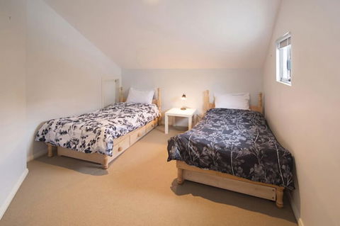 Peppy Tree House - Accommodation Guide 4