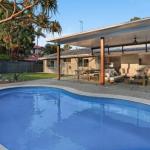 Walk To Hastings Street Noosa Sound - Accommodation Asia 0