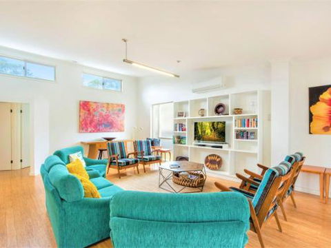 Tallwood Ave 77 Mollymook - Accommodation Asia 1
