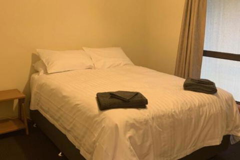 Watervale Hotel Guesthouse - Accommodation Guide 6