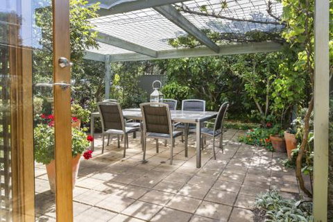 TUSCAN OASIS RYE - Accommodation Asia 2