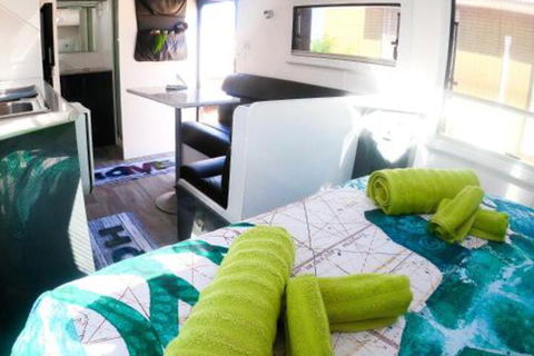 Ningaloo Glamping (caravan Rental Along The Ningaloo Coast) - Accommodation Asia 3