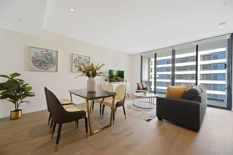 HomeHotel Luxurious High Rise Apt - Accommodation Guide 4