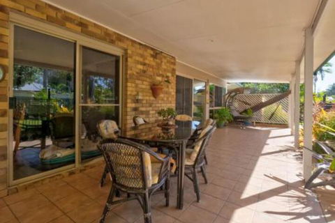 Sandy Feet Retreat Hervey Bay - Accommodation Guide 7