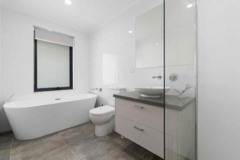 Capel Sound Beachside Luxury - Accommodation Guide 4