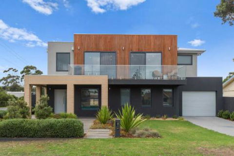 Capel Sound Beachside Luxury - Accommodation Guide 2