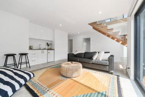 Capel Sound Beachside Luxury - Accommodation Guide 3