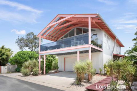 Foot Prints - Accommodation China 0