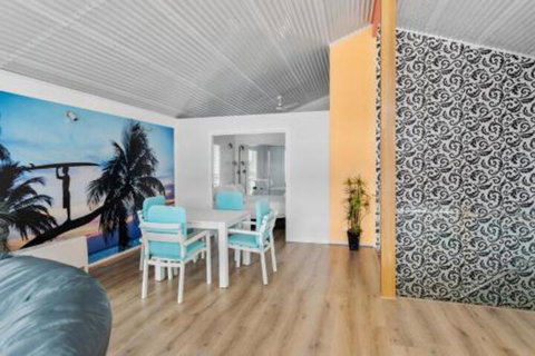 Foot Prints - Accommodation China 4