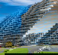 Mant814 - Ocean Views  Sunny Stays - Accommodation Asia