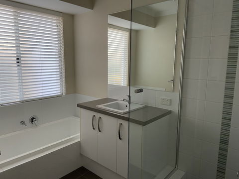 Byford House In The Glades - Accommodation Asia 0
