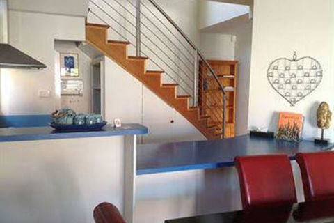 Bed & Breakfast At Stephanies - Accommodation Asia 1