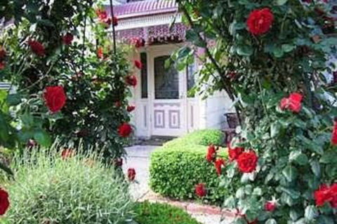 Bed & Breakfast At Stephanies - Accommodation Asia 0