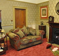 Bli Bli House Luxury Bed  Breakfast