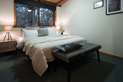 The Lodge Daylesford - Accommodation Asia 3