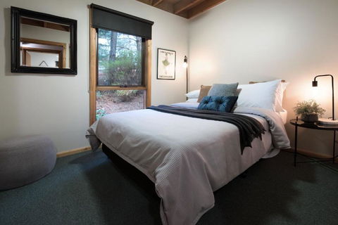 The Lodge Daylesford - Accommodation Asia 6