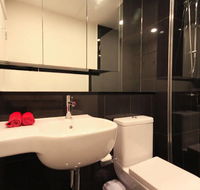 Amazing Waterfront Apartment - Accommodation Asia