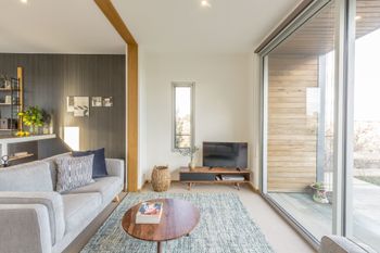 Lightshift Clunes - Accommodation Asia 5