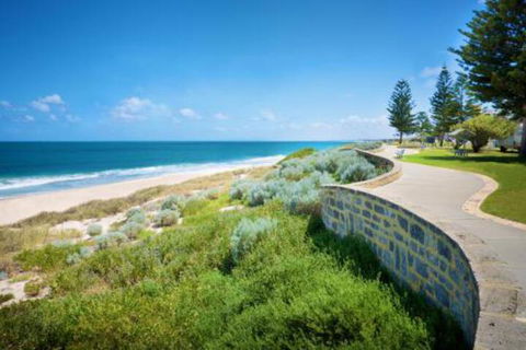 Cottesloe Parkside On The Beach - Accommodation Guide 6