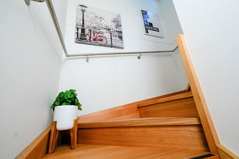 Brunswick Living Luxury Apartments - Accommodation Guide 7