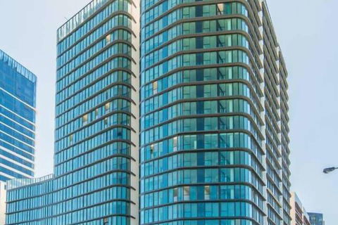 Stunning Waterview Stylish Waterfront Apt In WWP - Accommodation Asia 2