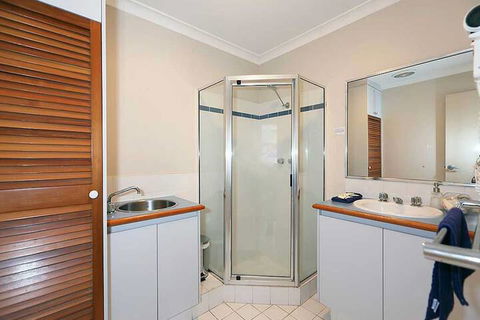 Scarborough Beach Front Resort - Shell 7 - Accommodation Guide 4