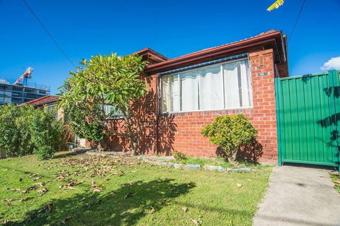 Belmore House - Accommodation Asia 1