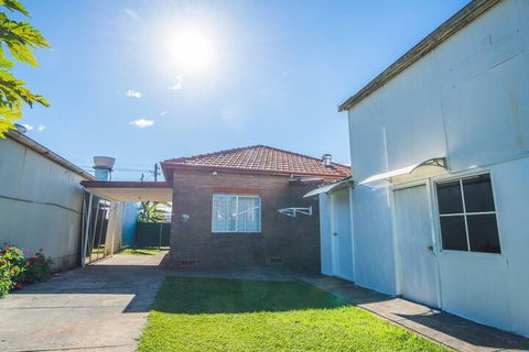 Belmore House - Accommodation Asia 3