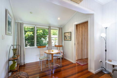 Edenvale Cottage In Beautiful Tropical - Accommodation Guide 3