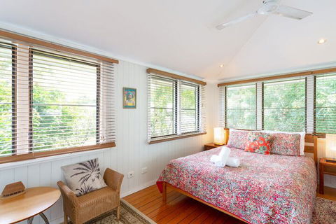 Edenvale Cottage In Beautiful Tropical - Accommodation Guide 7