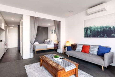 Spacious 1BD 50m From Chapel Street - Accommodation Guide 0