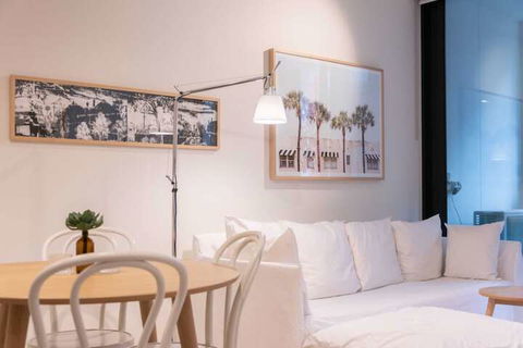 Trendy 1 Bedroom Apartment In The Heart Of Collingwood - Accommodation Guide 7