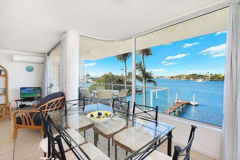 Amazing Waterfront Views Sunshine Coast H330 - Accommodation Asia 6