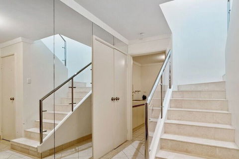 Cottesloe Ocean View House - Accommodation Asia 5