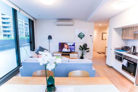 Incredible Riverside Apartment In Brisbane - Accommodation Asia 4