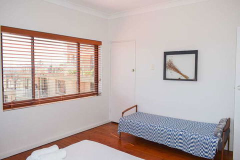 2 Bedroom Apartment With Ocean Views - Accommodation Guide 1