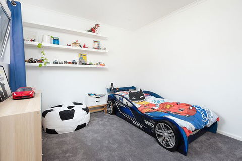 Large Family Home Bondi - Accommodation Guide 5