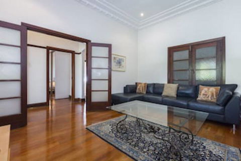 North Cottesloe Cottage - Accommodation Guide 0