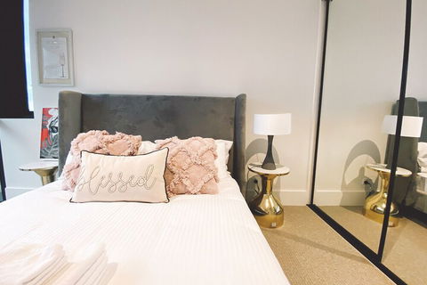 Chester & Ella Apartments - Accommodation Asia 5