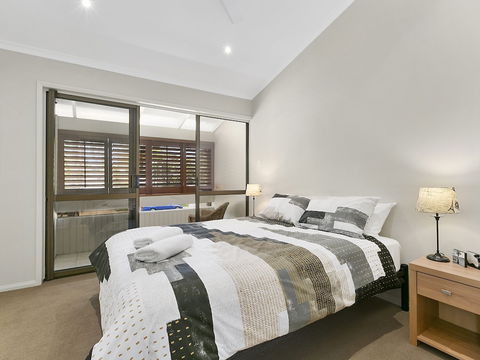 A Superb Location For Enjoying The Best Of Noosa Unit 2 / 69 Noosa Parade - Accommodation China 2