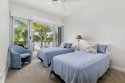 North Facing River Front Stunning Apartment Unit 2 9 Hilton Esplanade - Accommodation Guide 2