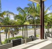 North Facing River Front Stunning Apartment Unit 2 9 Hilton Esplanade
