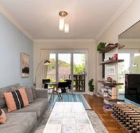 Sleek Contemporary Bondi Beachside Apartment - Accommodation Guide