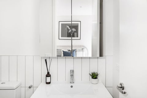 BOUTIQUE STAYS - Axel Apartments - Accommodation Guide 3