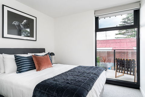 BOUTIQUE STAYS - Axel Apartments - Accommodation Guide 2