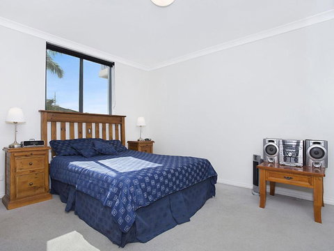 Ocean Palms Unit 2 The Entrance NSW - Accommodation Guide 6