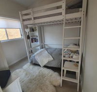 Oakey Creek HV Country Retreat walk to wine tasting - Accommodation Asia